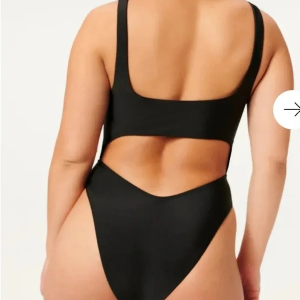 Good American Womens Shine Cut Out Back Front One piece Swim sz 2/M